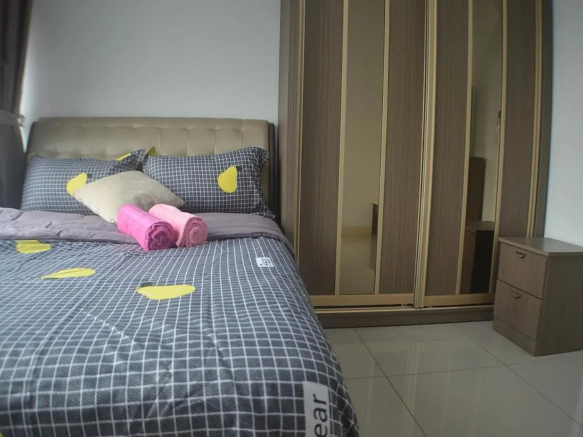 Greenfield Regency H-O-M-E-S-T-A-Y Apartament Johor Bahru 0*,  Malezja